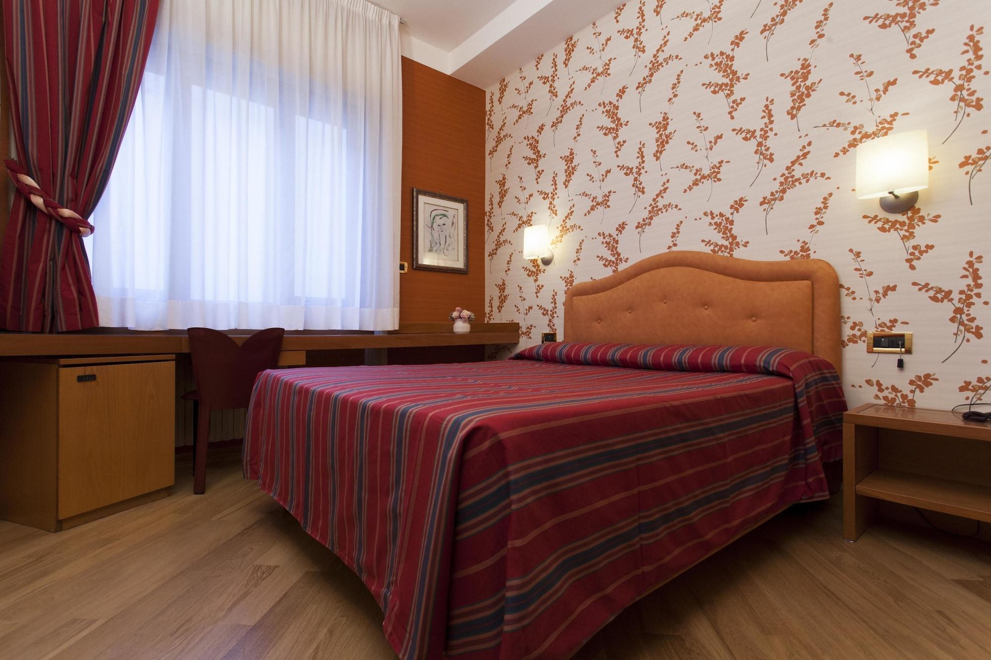 ורונה Hotel Europa מראה חיצוני תמונה