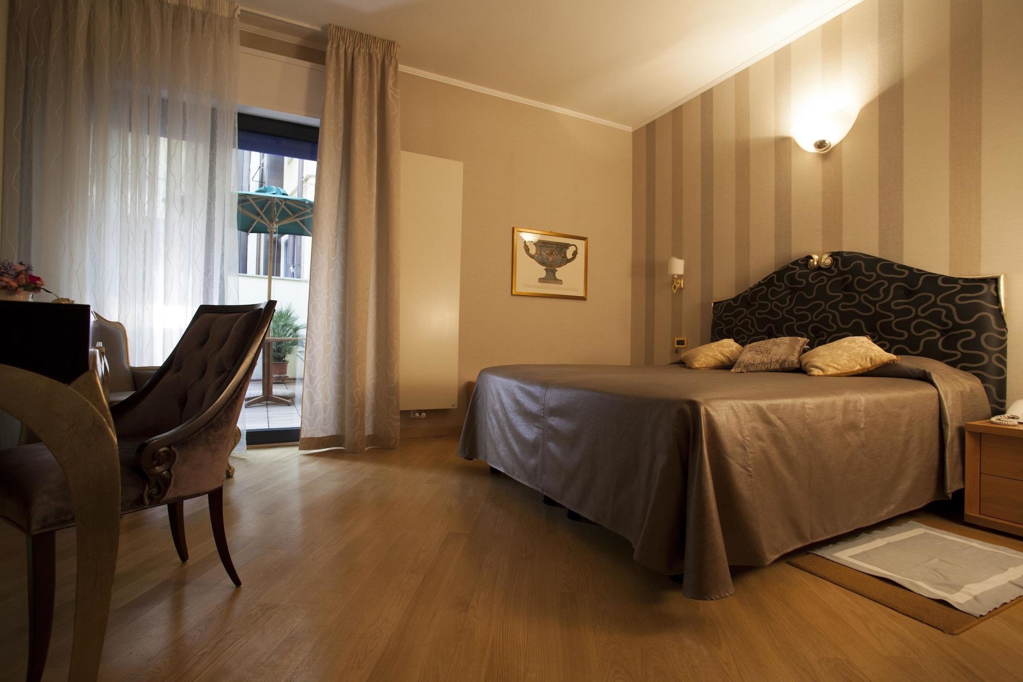 ורונה Hotel Europa מראה חיצוני תמונה