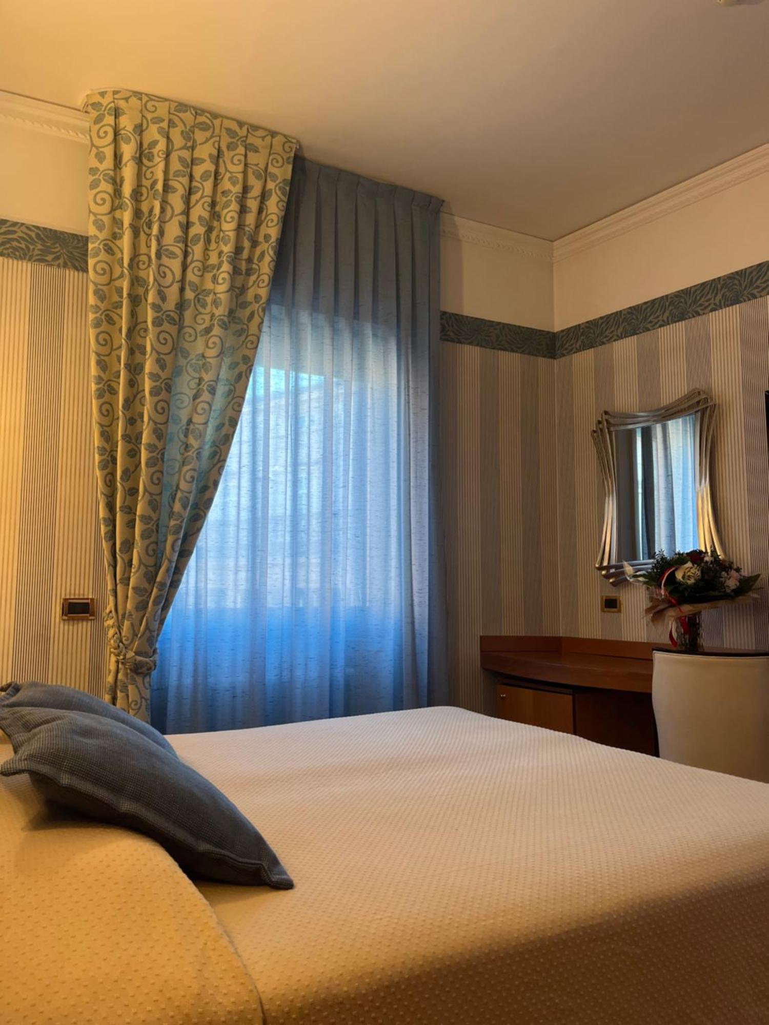 ורונה Hotel Europa מראה חיצוני תמונה